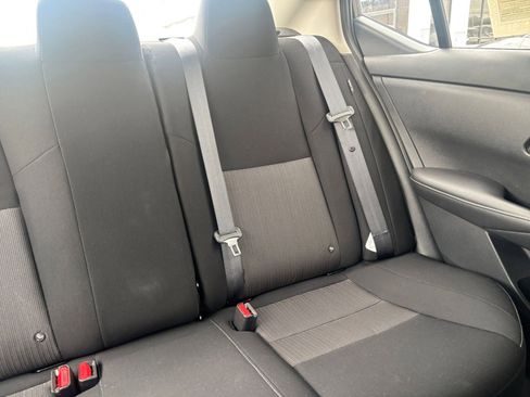 Used 2025 Nissan Sentra SV FWD image 35