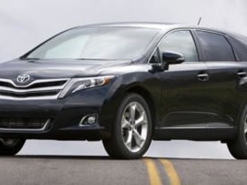 Used 2014 Toyota Venza LE AWD/4WD image 1