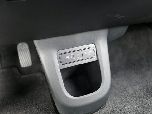 Certified 2025 Hyundai Ioniq 5 SEL image 30