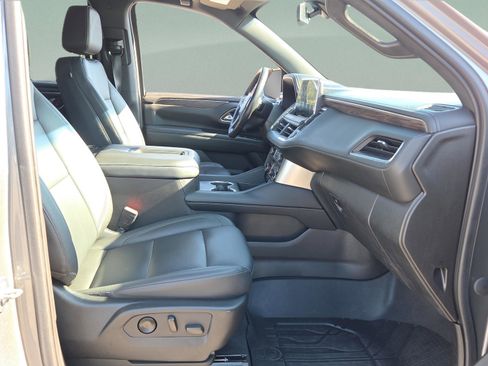 Used 2021 Chevrolet Tahoe LT image 17