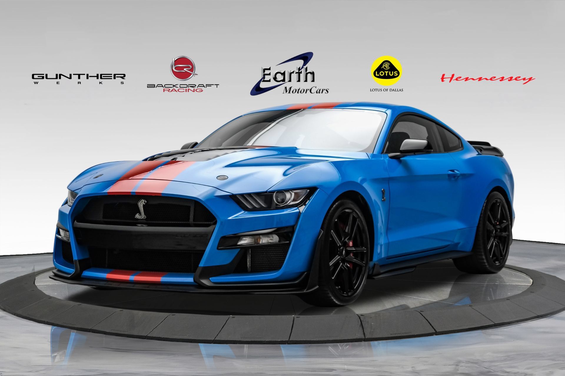 Used 2022 Ford Mustang Shelby GT500 w/ Technology Package RWD image 1
