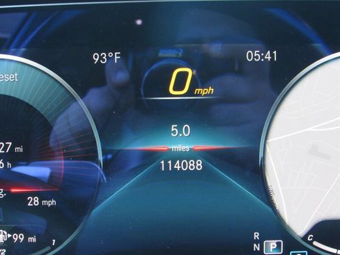 Used 2021 Mercedes-Benz E 350 Sedan image 16