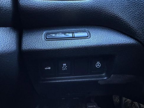 Used 2016 Nissan Altima 2.5 SL w/ 2.5 Technology Package FWD image 17