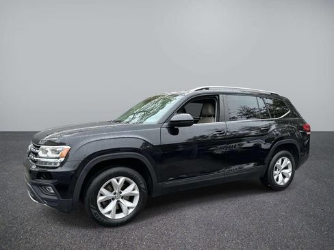 Used 2018 Volkswagen Atlas SE image 1