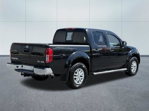Used 2021 Nissan Frontier SV AWD/4WD image 3