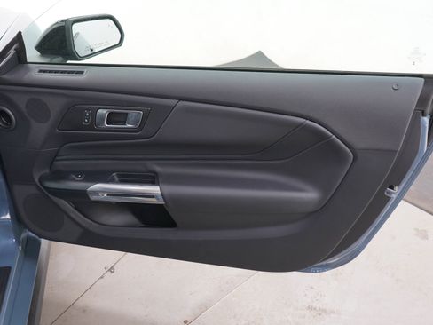 Used 2025 Ford Mustang GT Premium RWD image 9