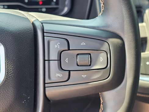 Used 2024 GMC Yukon AT4 w/ AT4 Premium Package AWD/4WD image 29