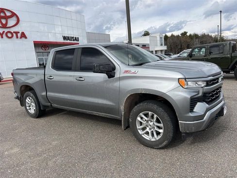 Used 2023 Chevrolet Silverado 1500 RST w/ Z71 Off-Road Package image 3
