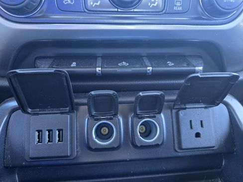 Used 2015 Chevrolet Silverado 1500 LT w/ All Star Edition AWD/4WD image 29