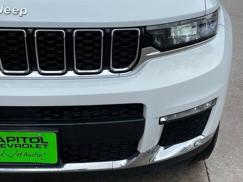 Used 2023 Jeep Grand Cherokee L Limited AWD/4WD image 7