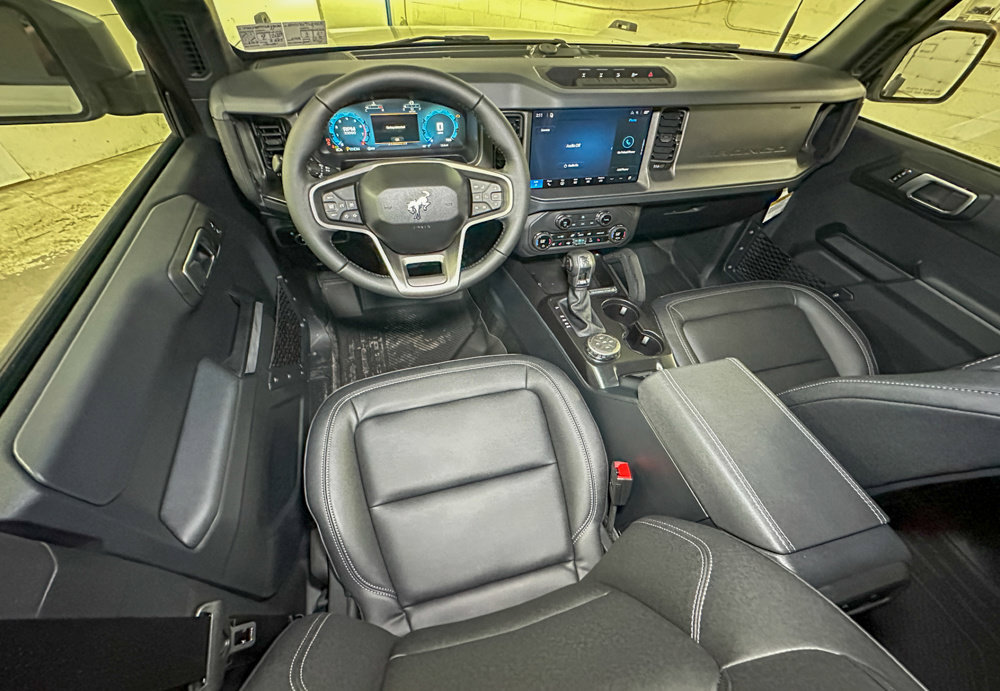 New 2026 Ford Bronco Badlands AWD/4WD image 9