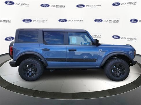 New 2025 Ford Bronco Big Bend w/ Black Diamond Package image 6