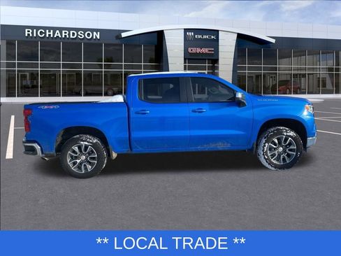 Used 2025 Chevrolet Silverado 1500 LT image 11