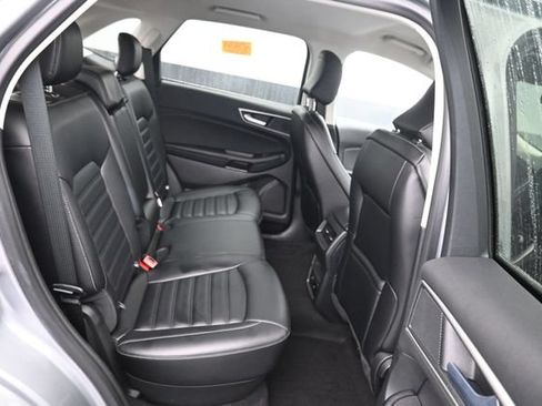 Used 2023 Ford Edge SEL w/ Convenience Package AWD/4WD image 8