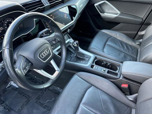 Used 2024 Audi Q3 2.0T Premium image 8