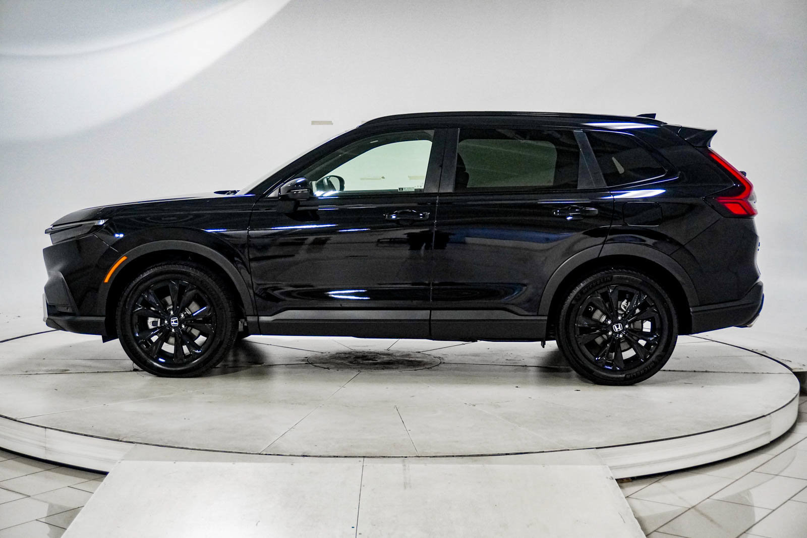 Certified 2026 Honda CR-V Sport Touring image 5