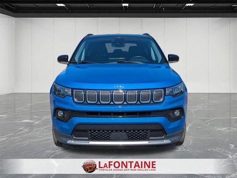 Certified 2022 Jeep Compass Limited image 3