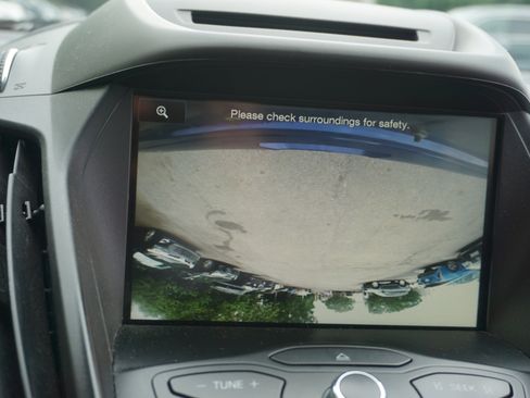 Used 2015 Ford Escape SE w/ SE Chrome Package AWD/4WD image 14