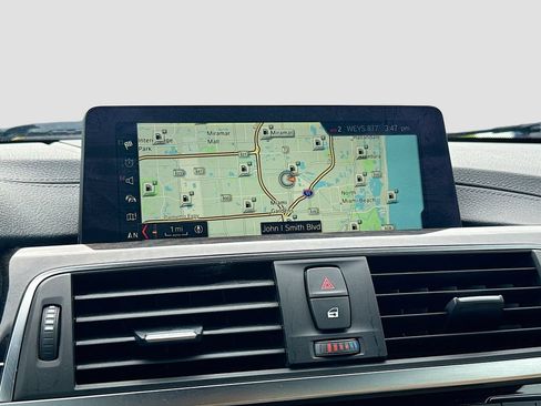Used 2018 BMW 430i xDrive Convertible AWD/4WD image 13