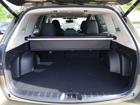 Used 2024 Subaru Forester Premium AWD/4WD image 6