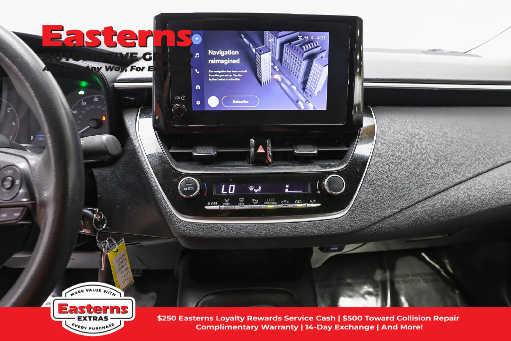 Used 2023 Toyota Corolla LE FWD image 12