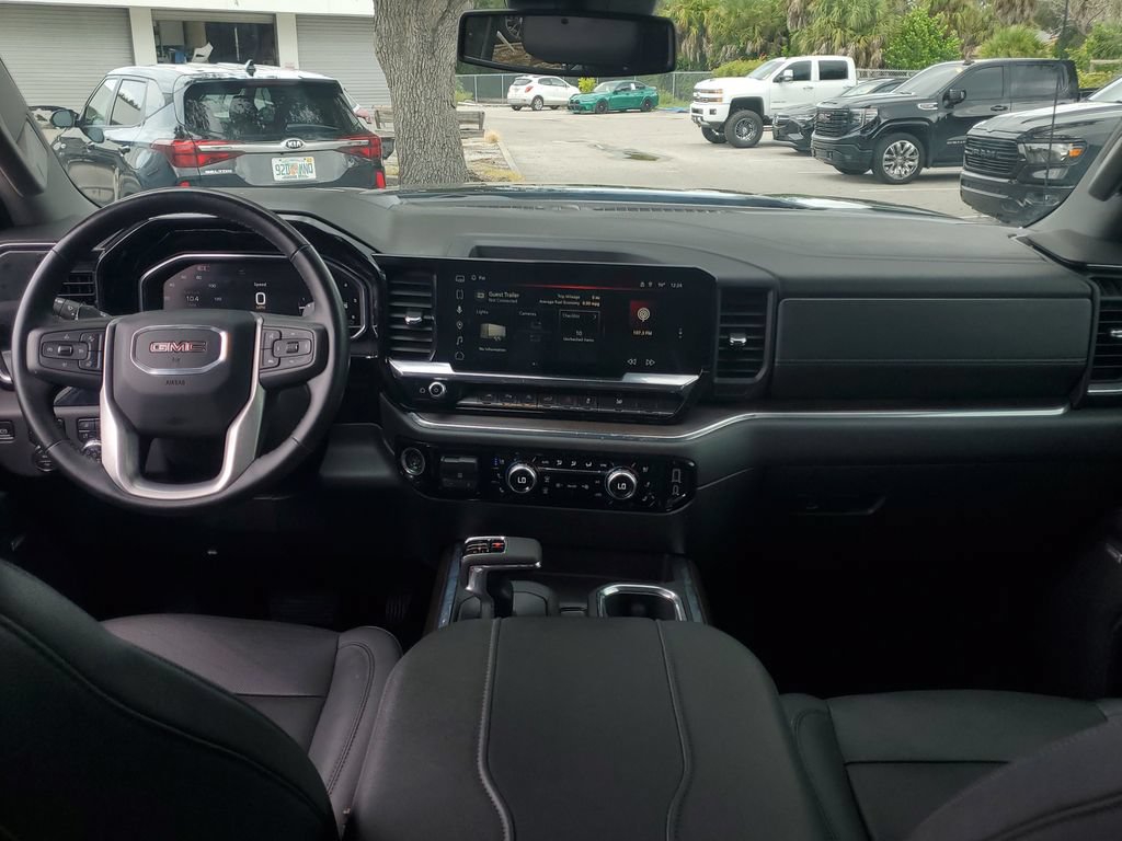 Used 2024 GMC Sierra 1500 SLT w/ SLT Premium Plus Package AWD/4WD image 19
