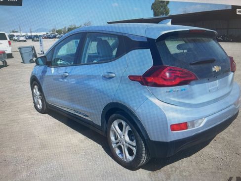 Used 2018 Chevrolet Bolt LT image 4