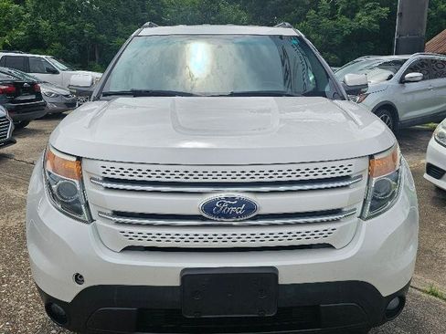 Used 2011 Ford Explorer Limited w/ 301A Rapid Spec Order Code FWD image 4