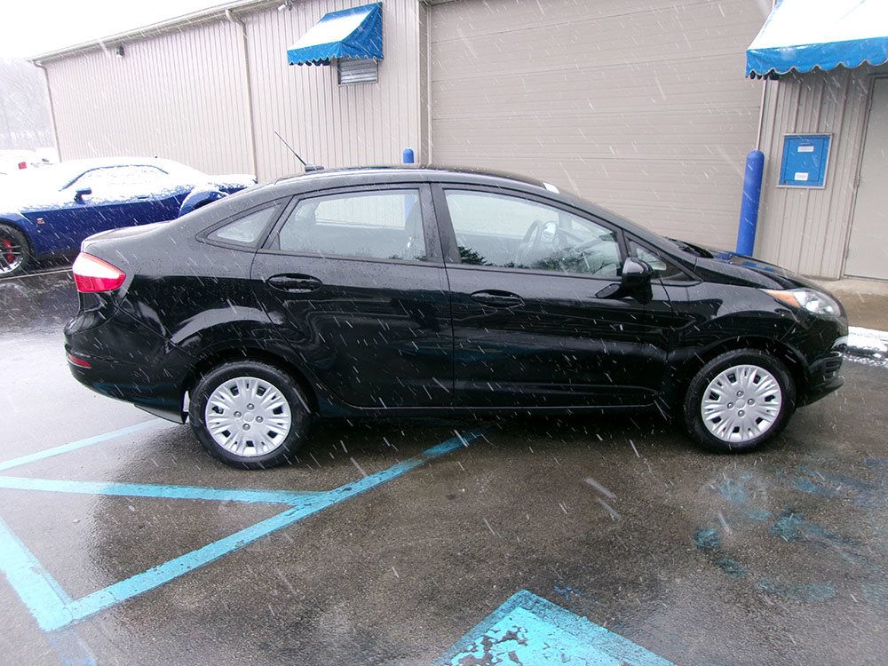 Used 2018 Ford Fiesta S FWD image 6