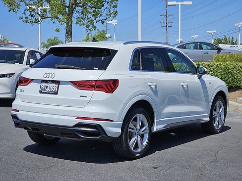 Used 2020 Audi Q3 2.0T Premium Plus w/ Premium Plus Package image 17