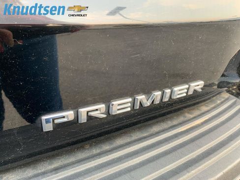 Used 2021 Chevrolet Tahoe Premier w/ Premium Package AWD/4WD image 10
