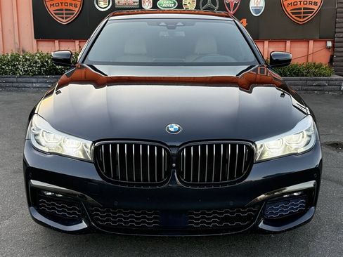 Used 2017 BMW 740i RWD image 2