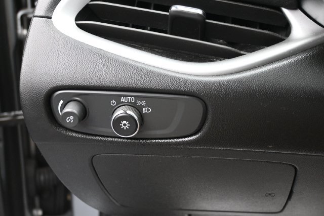 Used 2024 Chevrolet Malibu LT FWD image 18