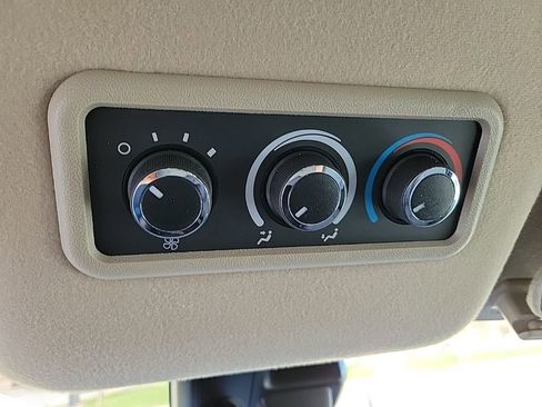 New 2025 GMC Savana 3500 LT w/ LT Preferred Equipment Group RWD image 16