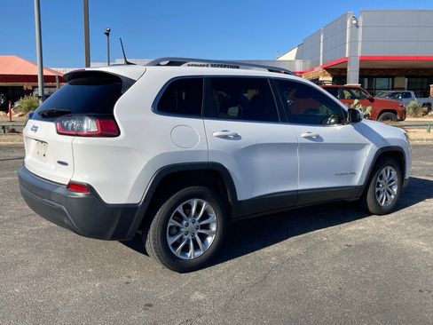 Used 2019 Jeep Cherokee Latitude w/ Popular Appearance Group image 5