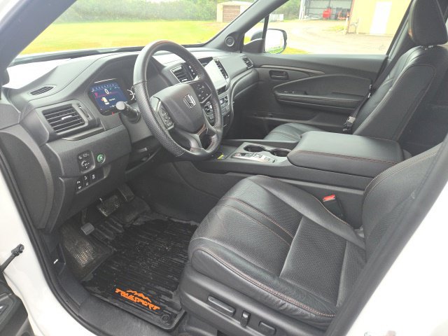 Used 2024 Honda Passport TrailSport image 19