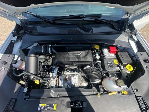 Used 2025 Jeep Compass Trailhawk image 31