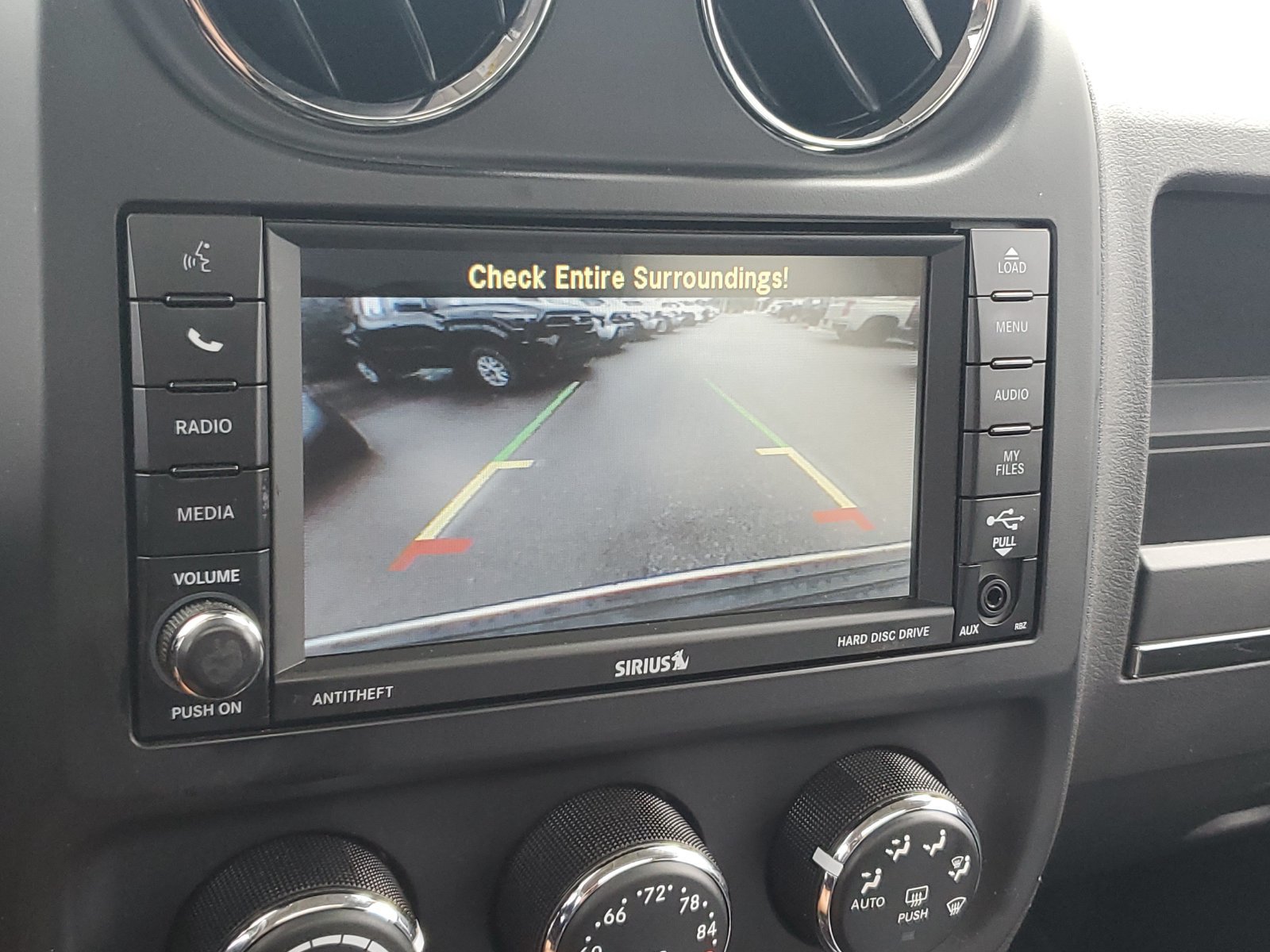 Used 2017 Jeep Patriot Latitude AWD/4WD image 26