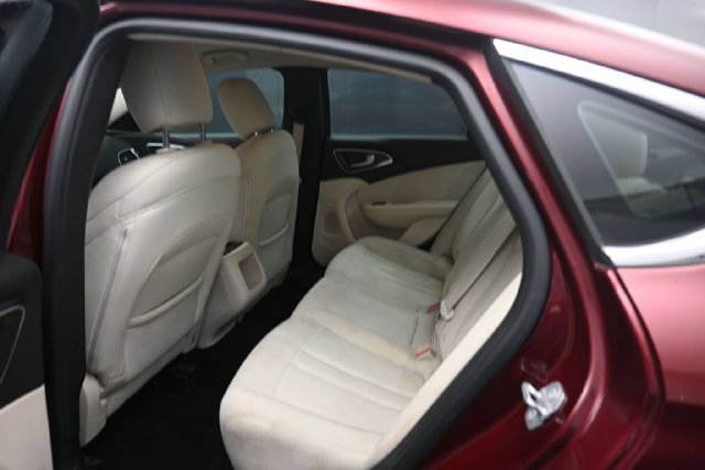 Used 2016 Chrysler 200 Limited w/ Convenience Group FWD image 20