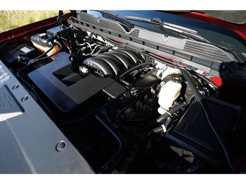 Used 2017 Chevrolet Silverado 1500 LT w/ LT Convenience Package image 10