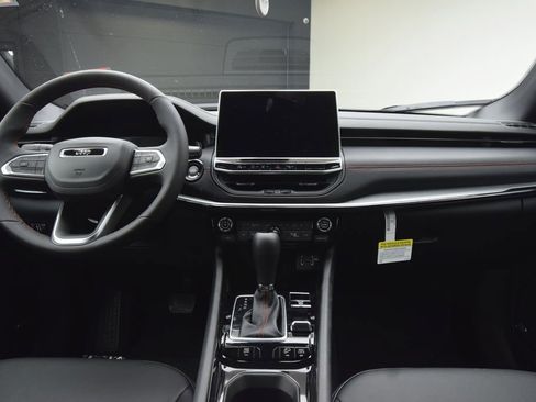 New 2026 Jeep Compass Trailhawk AWD/4WD image 36