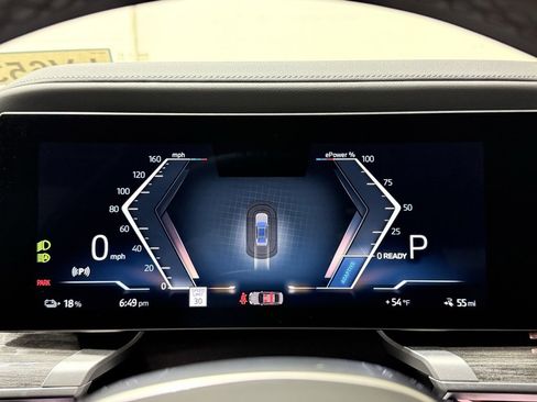 Used 2024 BMW i7 xDrive60 image 24