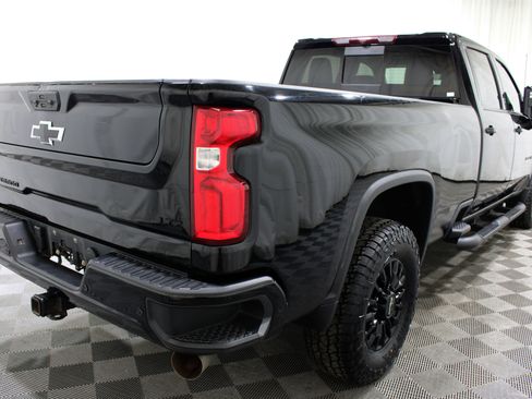 Used 2024 Chevrolet Silverado 2500 LTZ w/ LTZ Plus Package AWD/4WD image 32