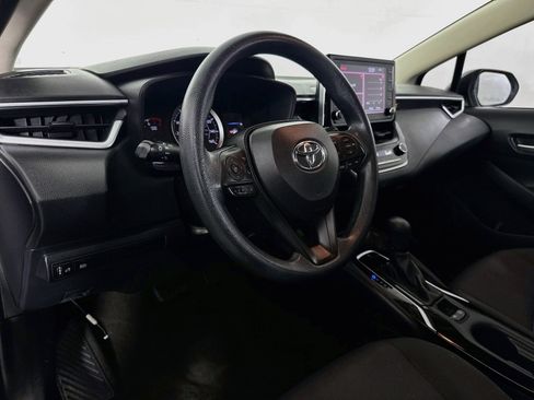 Used 2020 Toyota Corolla LE FWD image 20