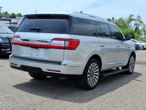 Used 2018 Lincoln Navigator Reserve w/ Technology Package AWD/4WD image 5