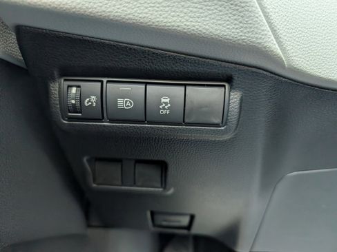 New 2026 Toyota Corolla Cross L image 22