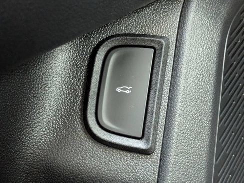 Used 2026 Chevrolet Equinox ACTIV w/ Convenience Package III AWD/4WD image 31