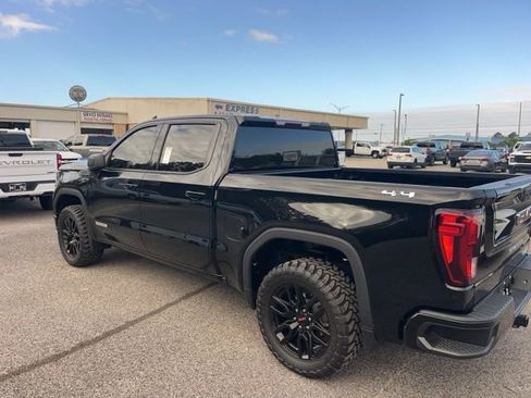 Used 2022 GMC Sierra 1500 Elevation image 14