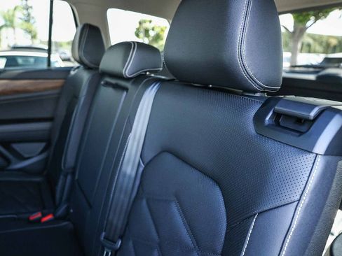 New 2026 Volkswagen Atlas SE image 27