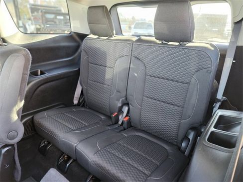 Used 2017 GMC Acadia SLE w/ Driver Alert Package I image 17